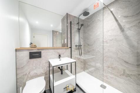 11 south Carron Wynd EH6 7FW EDIT (10 of 51).jpg