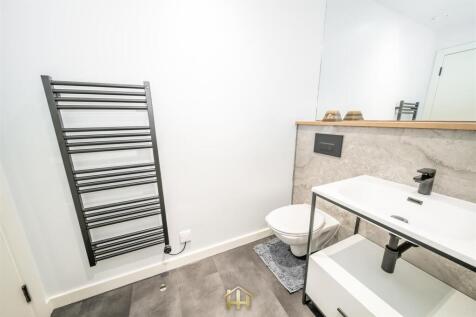 11 south Carron Wynd EH6 7FW EDIT (11 of 51).jpg