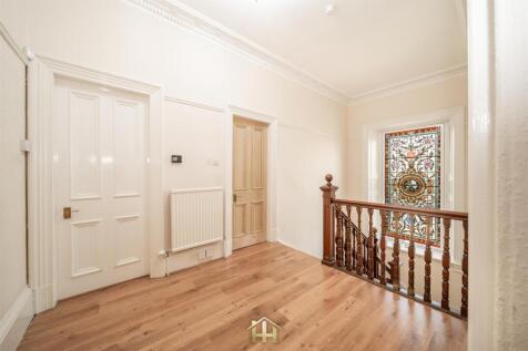 27 SHAMROCK ST DD4 7AH EDIT (51 of 68).jpg