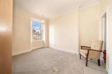 27 SHAMROCK ST DD4 7AH EDIT (56 of 68).jpg