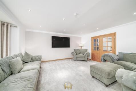 14 DUNNICHEN RD FORFAR DD8 2RQ EDIT (3 of 49).jpg