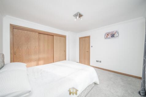 14 DUNNICHEN RD FORFAR DD8 2RQ EDIT (21 of 49).jpg