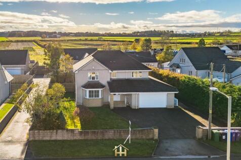 14 DUNNICHEN RD FORFAR DD8 2RQ DRONE EDIT (2 of 7)