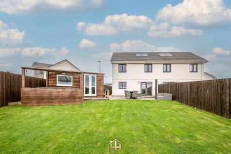 29 CASTLEVIEW PL 031125 EDIT (30 of 35).jpg