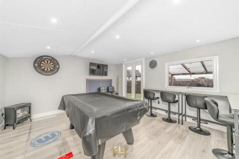 29 CASTLEVIEW PL 031125 EDIT (29 of 35).jpg