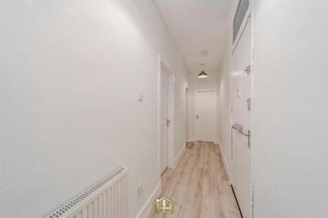 11 OGILVIE ST 201125 EDIT (3 of 20).jpg