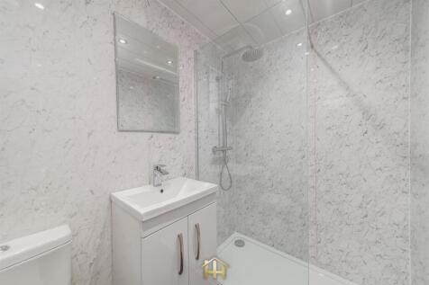 11 OGILVIE ST 201125 EDIT (11 of 20).jpg