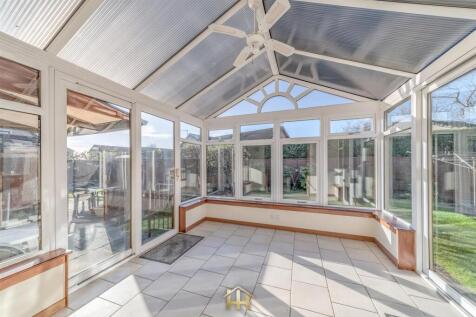 2 BONIFACE GARDEN DD25RS 141125 EDIT (22 of 40).jp