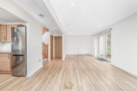 18 GLAMIS GARDENS DD2 1XQ EDIT (1 of 30).jpg