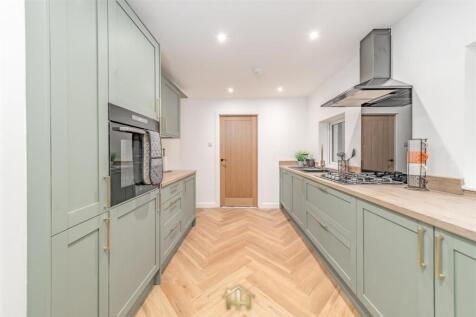 126 COUPAR ANGUS RD DD2 5PQ EDIT (10 of 47).jpg