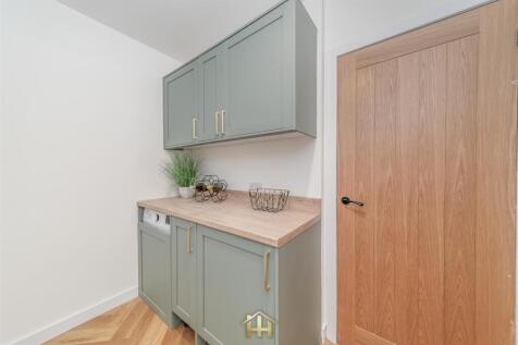 126 COUPAR ANGUS RD DD2 5PQ EDIT (11 of 47).jpg