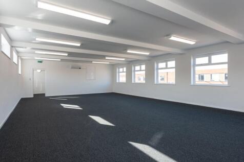 Bermondsey 27 INT  July 20259.jpg