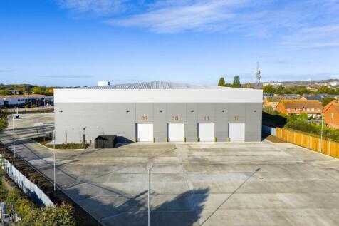 UNIT B Railway Triangle 6 EDIT.jpg