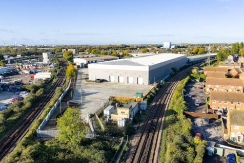 UNIT B Railway Triangle 4 EDIT.jpg