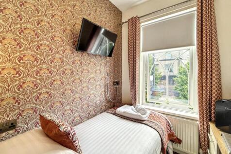 117 - Room 4.jpg