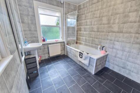 bathrooom.jpg