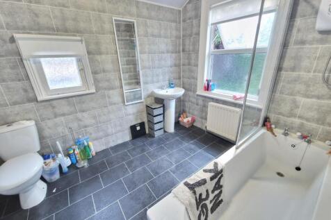 bath 3.jpg