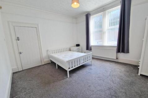 bed1.jpg