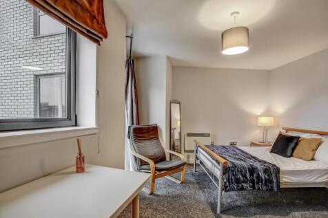 20251119035716_165A8572_3_4_DvuAb (1).jpg