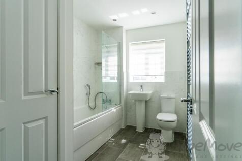 Main Bathroom with Storage