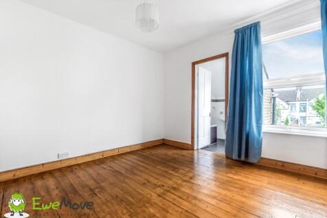 Master bedroom at Regent Street, Watford by Ben Br