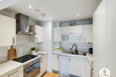 Kitchen at Monument Court by Ben Brind EweMove Sal