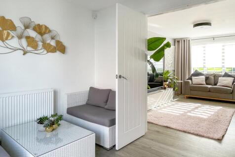 Diner-to-Living-Room