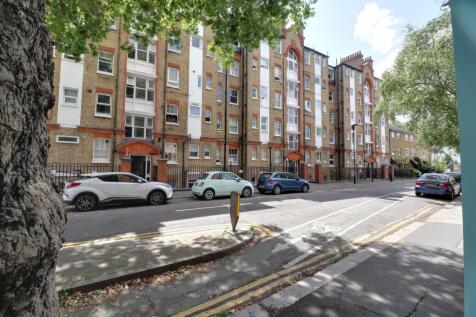 Dewsbury Court