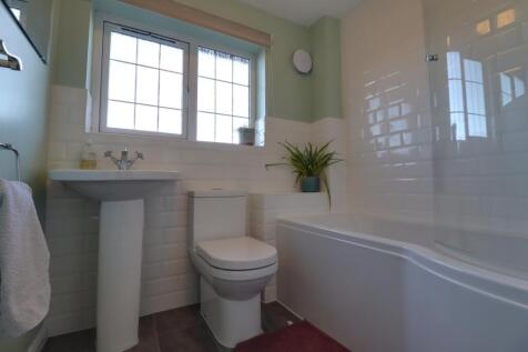 P bath with over shower