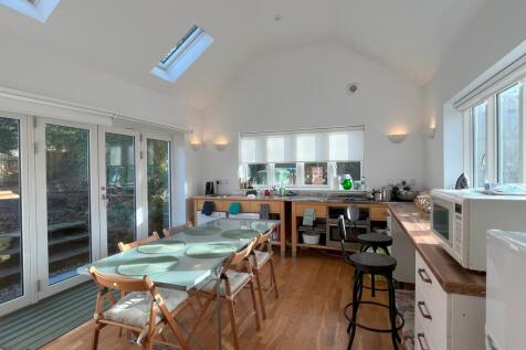Kitchen I