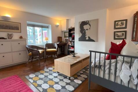 Living Room IV