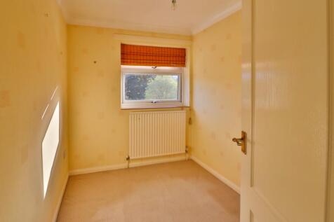 Front single Bedroom