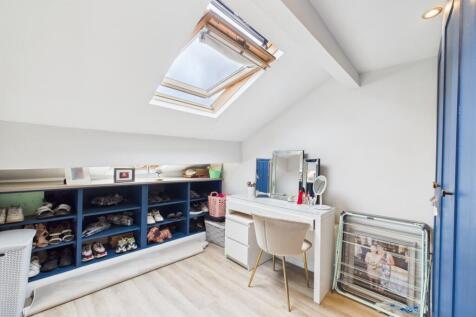 Double Bedroom 2