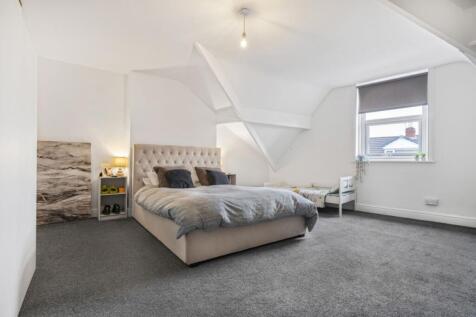 Master Bedroom - EweMove Sale