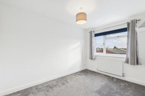 CAM02386G0-PR0151-STILL001