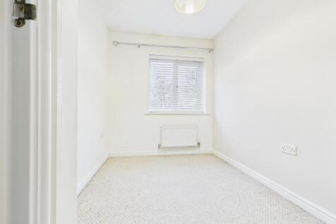 CAM03729G0-PR0175-STILL003