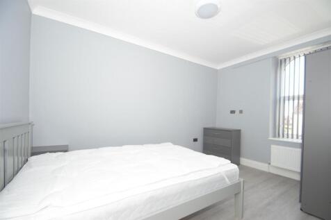 Bedroom - 4.jpeg
