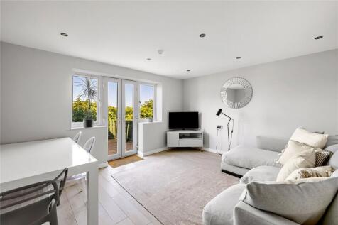 2nd Living / Dining