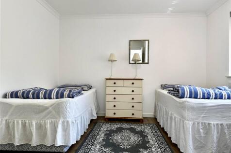 Annexe Bedroom