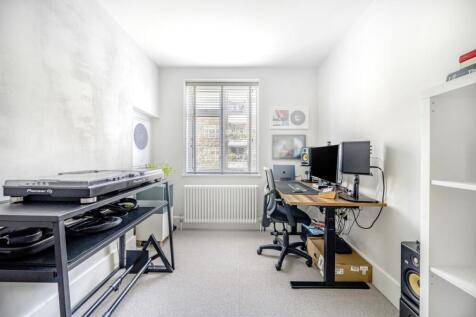 Property Image 18