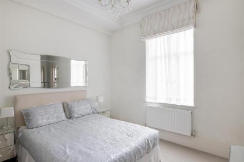 Hanson¿s Estate-7 Claridges House-3_Hi.jpg