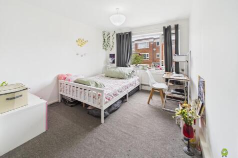 Presented by Clinton at EweMove Bexleyheath and Da