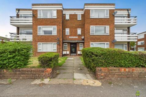 Presented by Clinton at EweMove Bexleyheath and Da