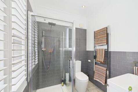 CAM02615G0-PR0125-STILL001