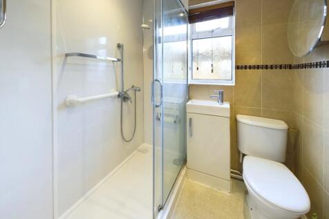 CAM03418G0-PR0039-STILL007