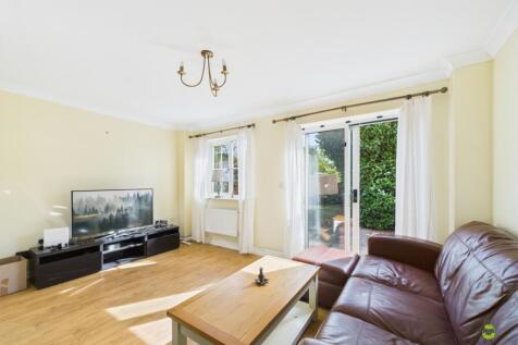 Presented by Alfie Spike of Ewemove Bexleyheath an