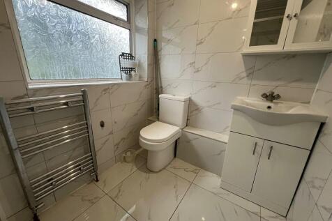 ee1ded30-8e75-4a4...