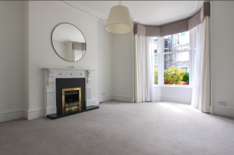 Screenshot 2025-10-15 at 23.49.19