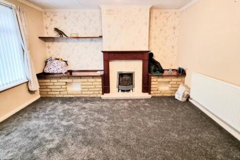 3 Living Room_New Carpets