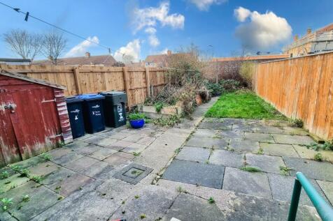 7 Back Garden with Shed copy